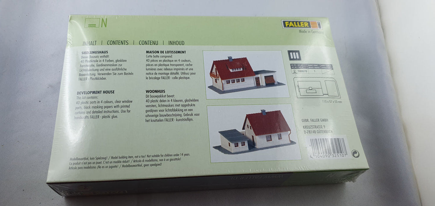 Faller 232510 Siedlungshaus OVP (E5605)