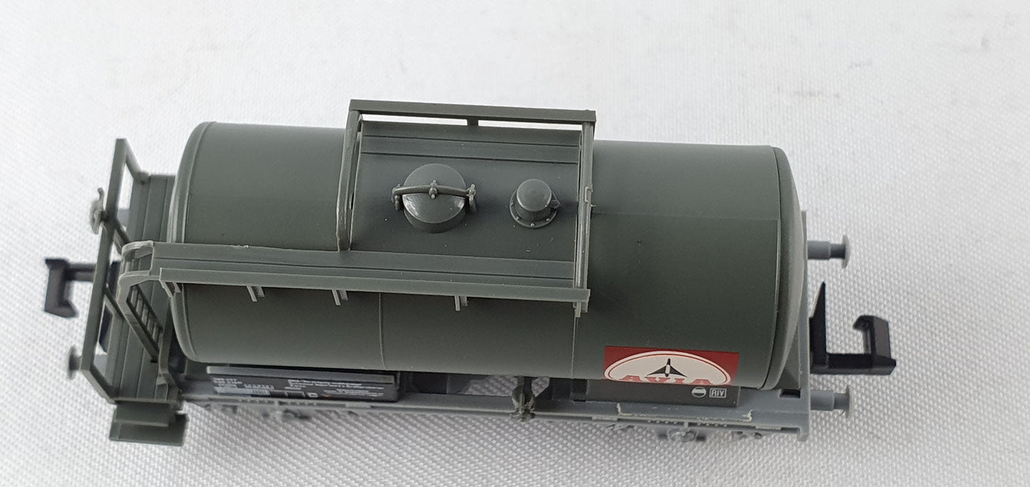 Minitrix 15644-09 SBB Kesselwagen olivgrau "AVIA" OVP (DG532)