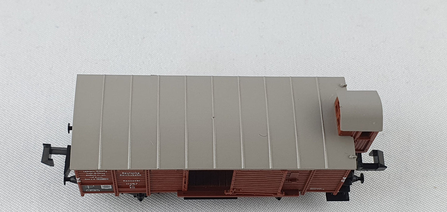 Minitrix 51 3208 00 DRG ged. Güterwagen mit Brh OVP (E1589)