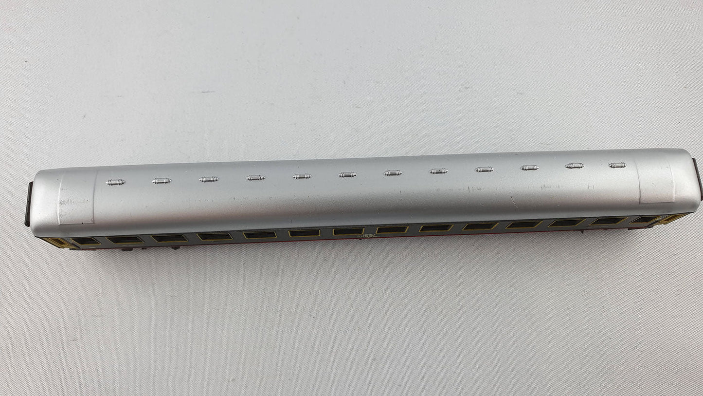 Rivarossi 9523 FS Schnellzugwagen 2. Kl. (DP69)