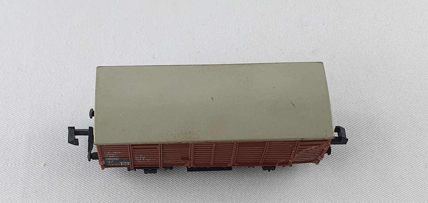 Minitrix 13253 DB ged. Güterwagen (DG427)