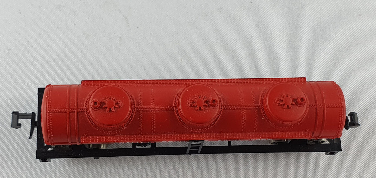 Rivarossi 9368 SHPX Tripel Dome Tank Car (DG604)