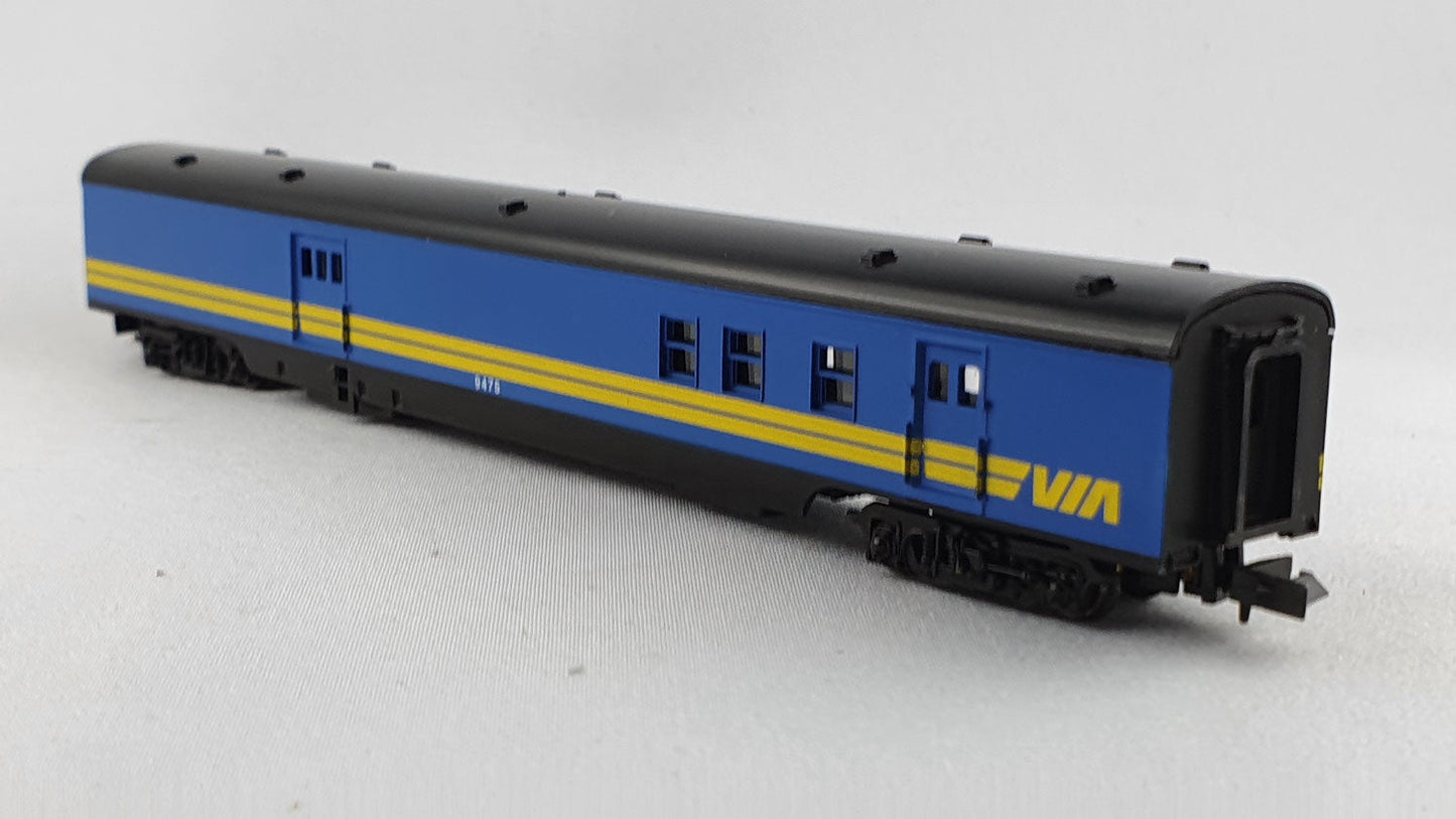 Con Cor 4022 B Via Rail Smoothside Car OVP (DP19)