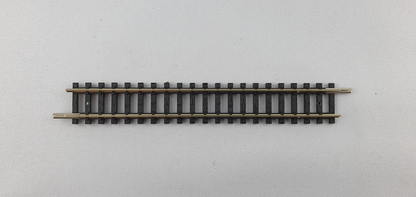 Minitrix 14904 gerades Gleis 104.2 mm