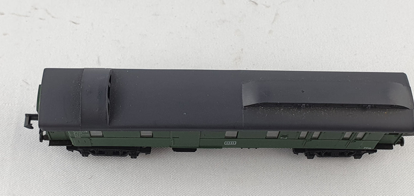 Fleischmann 8636K DB Gepäckwagen mit Postabteil (DP521)