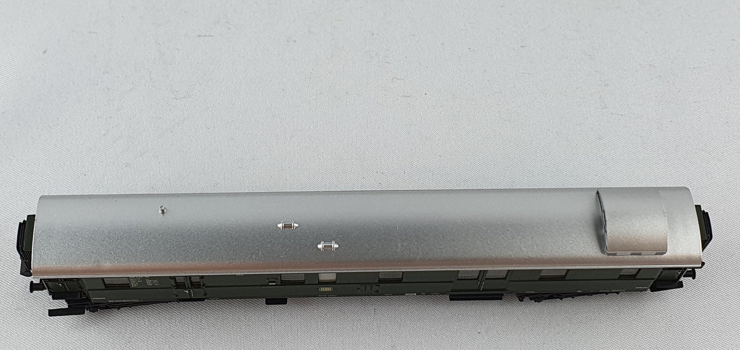 Minitrix 13308 DB Gepäckwagen (DP241)