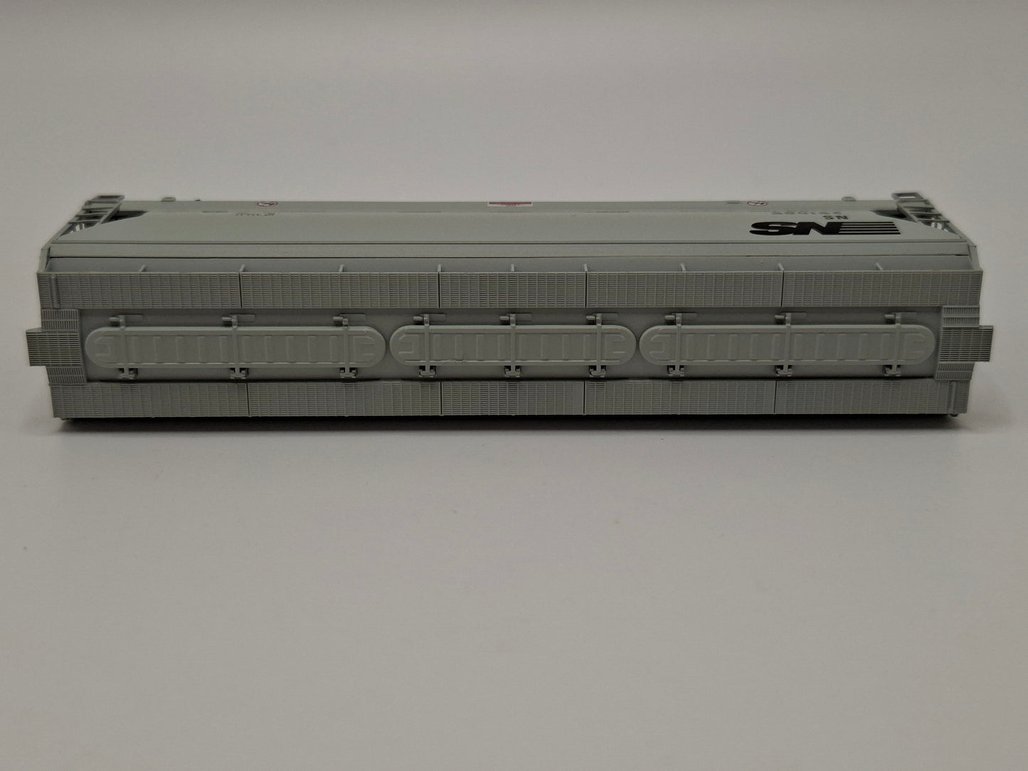 Micro Trains 94030 NS gedeckter Schüttgutwagen OVP (E US181)