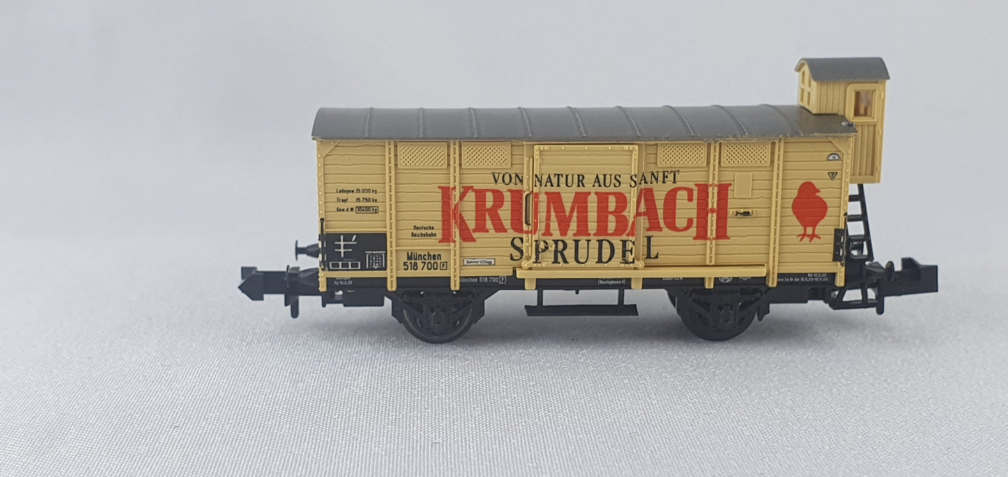 Minitrix 13657 DRG Gedeckter Güterwagen mit Brhs "Krumbach Sprudel" (DG815)