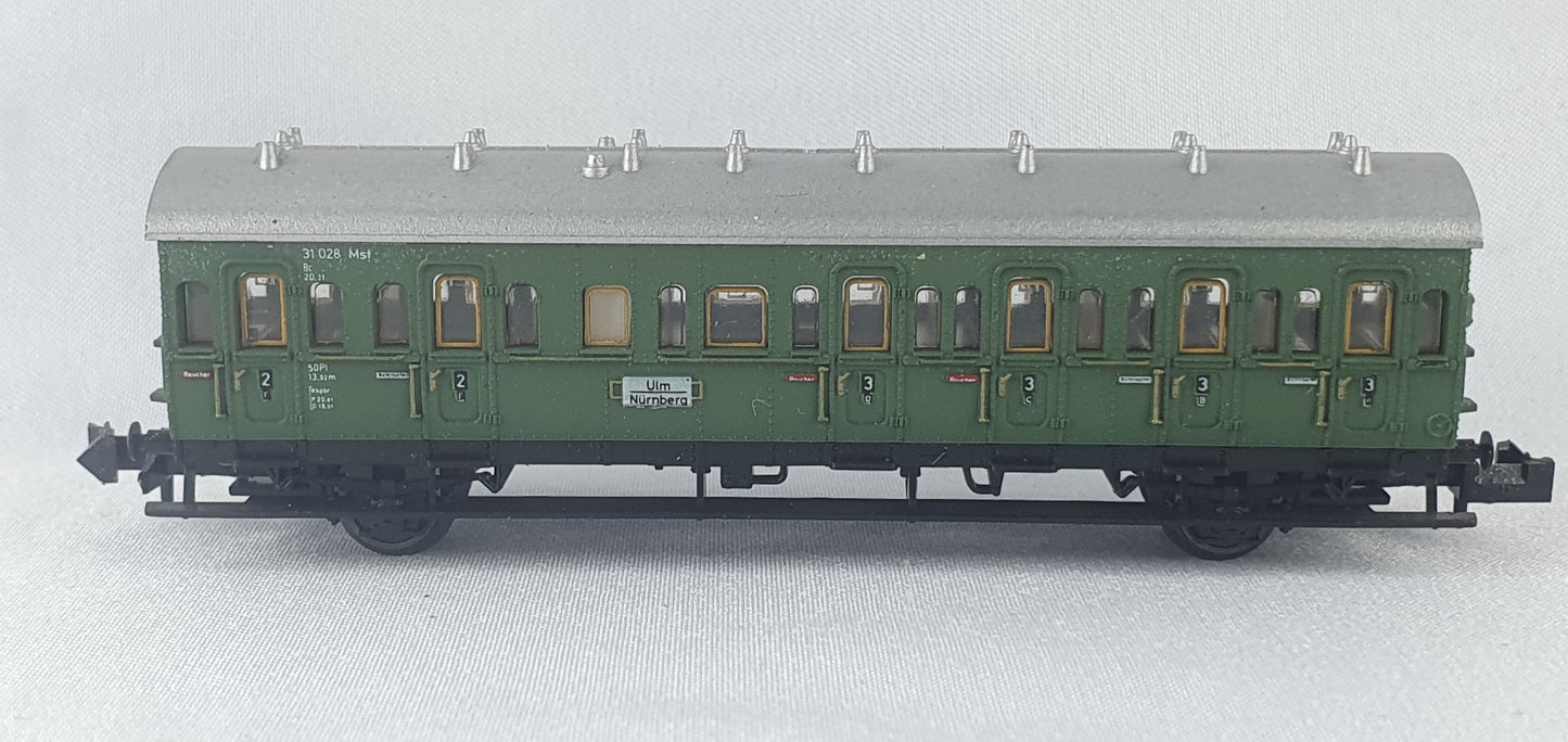 Minitrix 13058 DB Abteilwagen 2./3. Kl. (DP575)