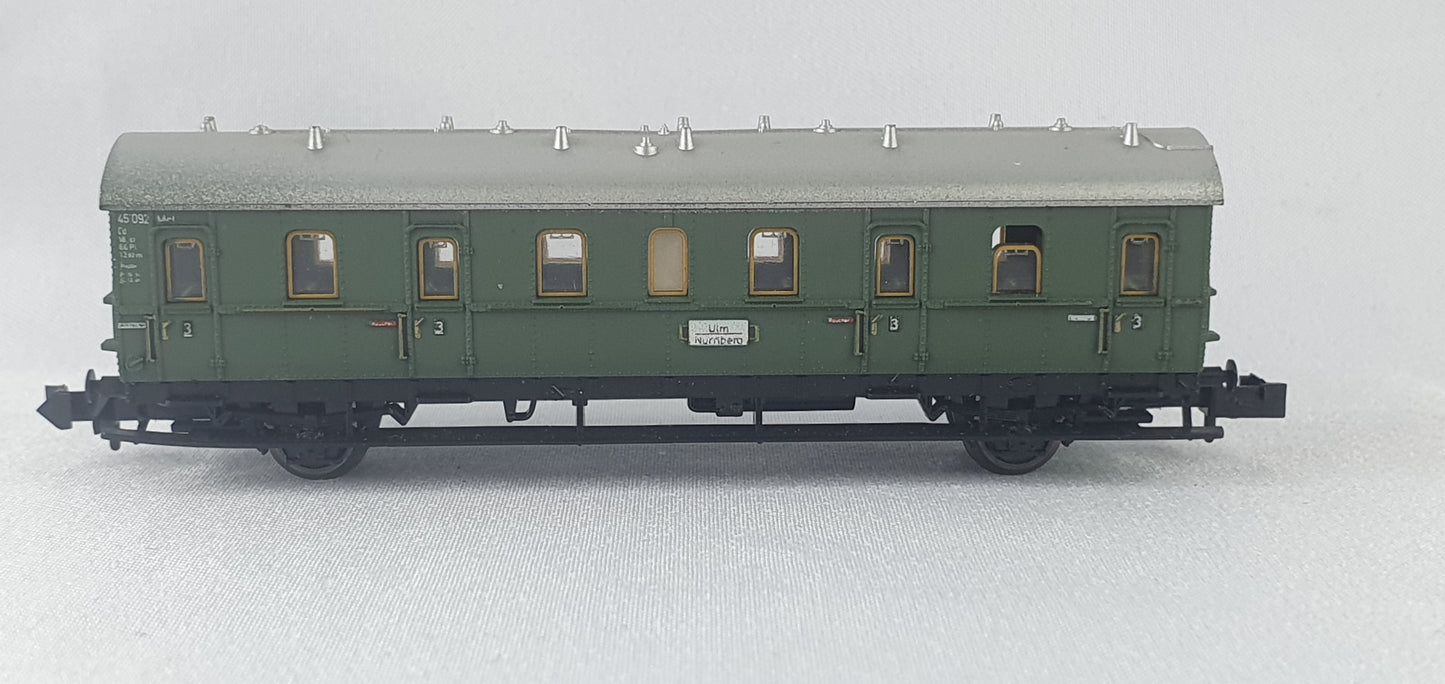 Minitrix 13059 DB Abteilwagen 3. Kl. (DP574)