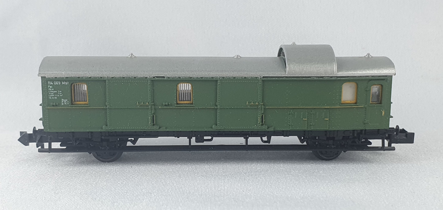 Minitrix 13060 DB Gepäckwagen (DP573)