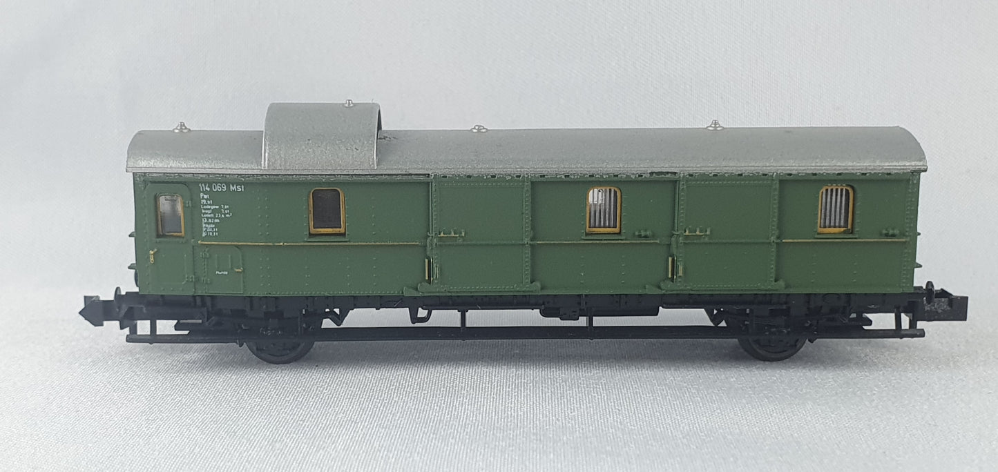 Minitrix 13060 DB Gepäckwagen (DP573)