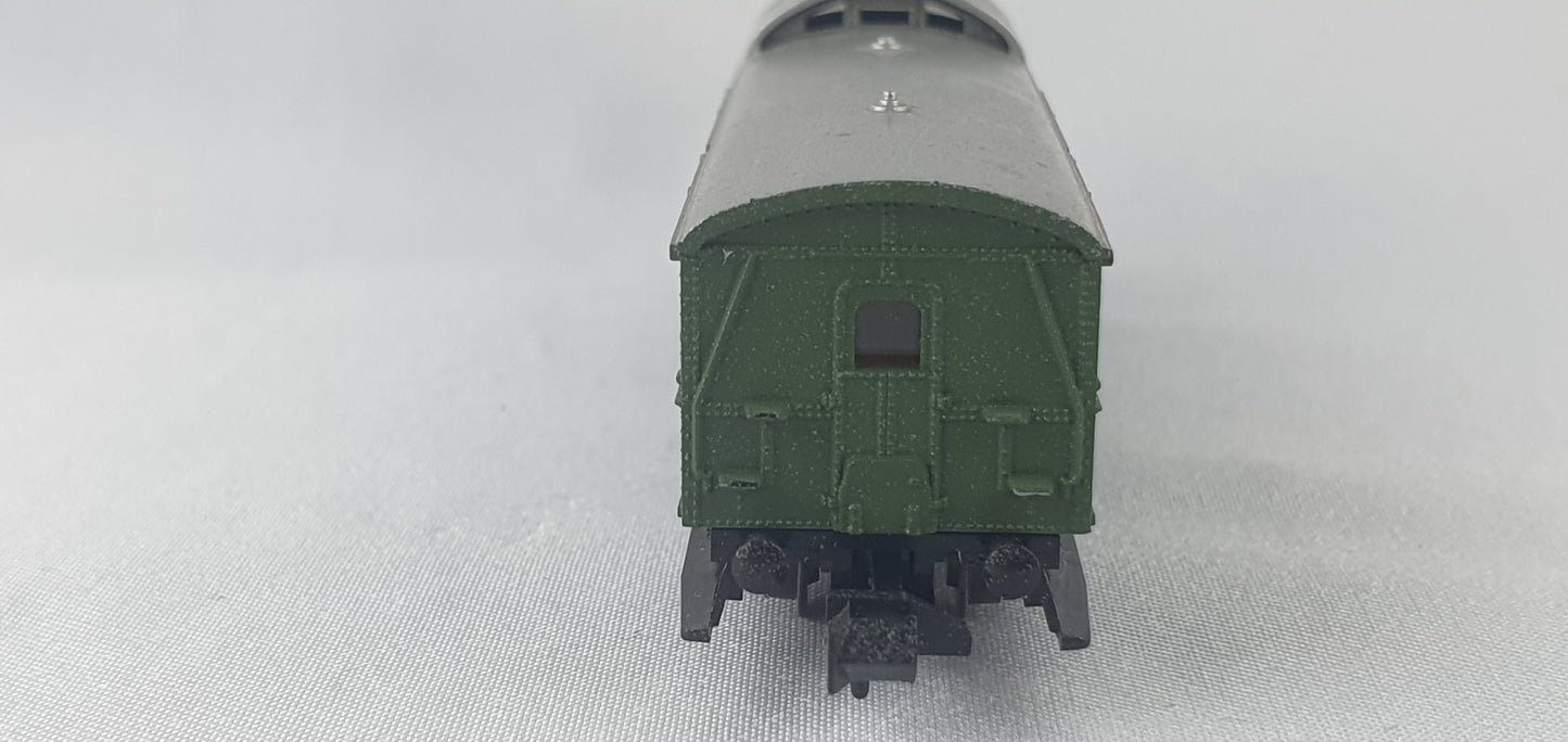 Minitrix 13060 DB Gepäckwagen (DP573)