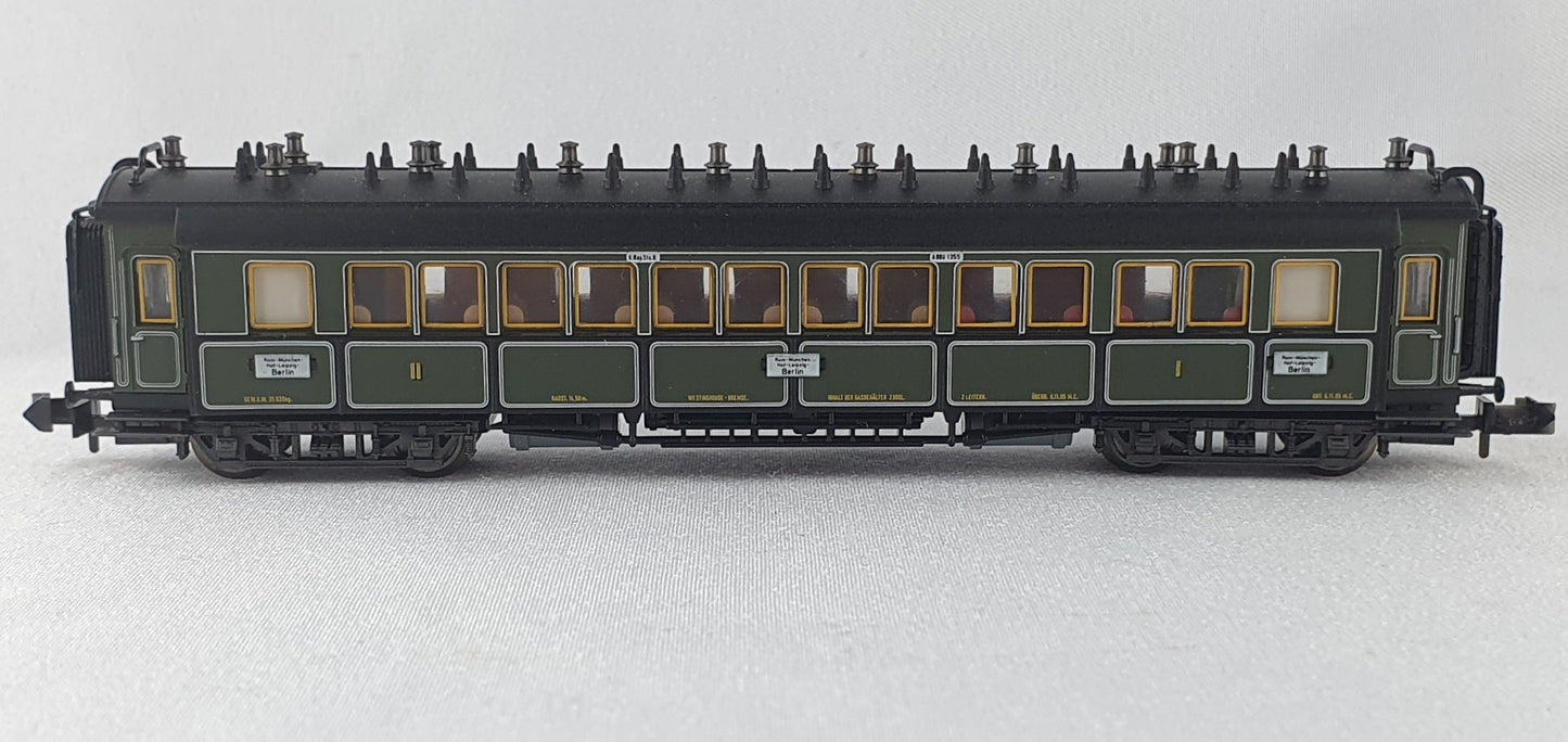 Minitrix 13184 K.Bay.Sts.B. Schnellzugwagen 1./2. Kl (DP178)