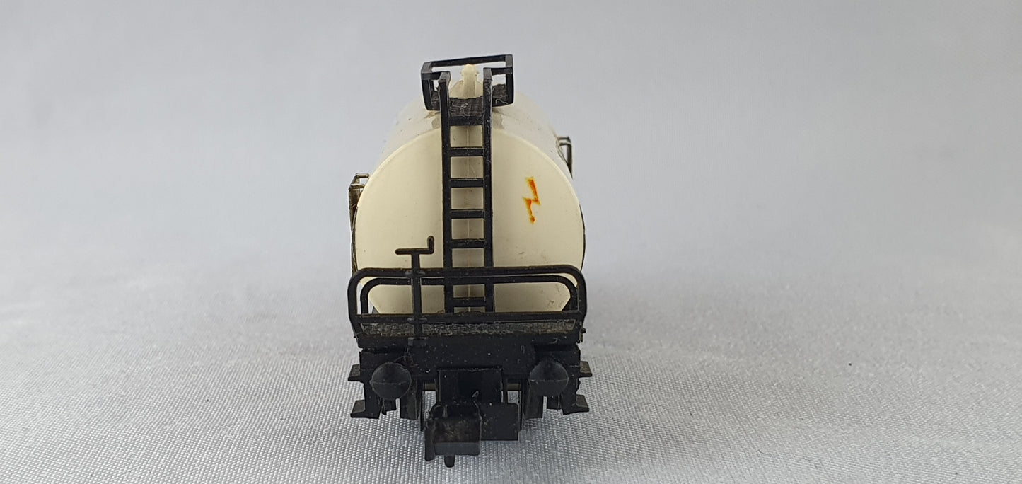 Arnold 0434 DB Kesselwagen "Gasoline" (E756)