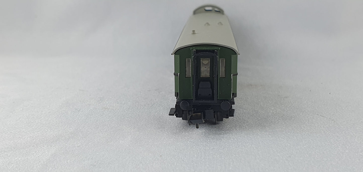 Minitrix 51 3152 00 DRG Gepäckwagen mit Postabteil (DP569)