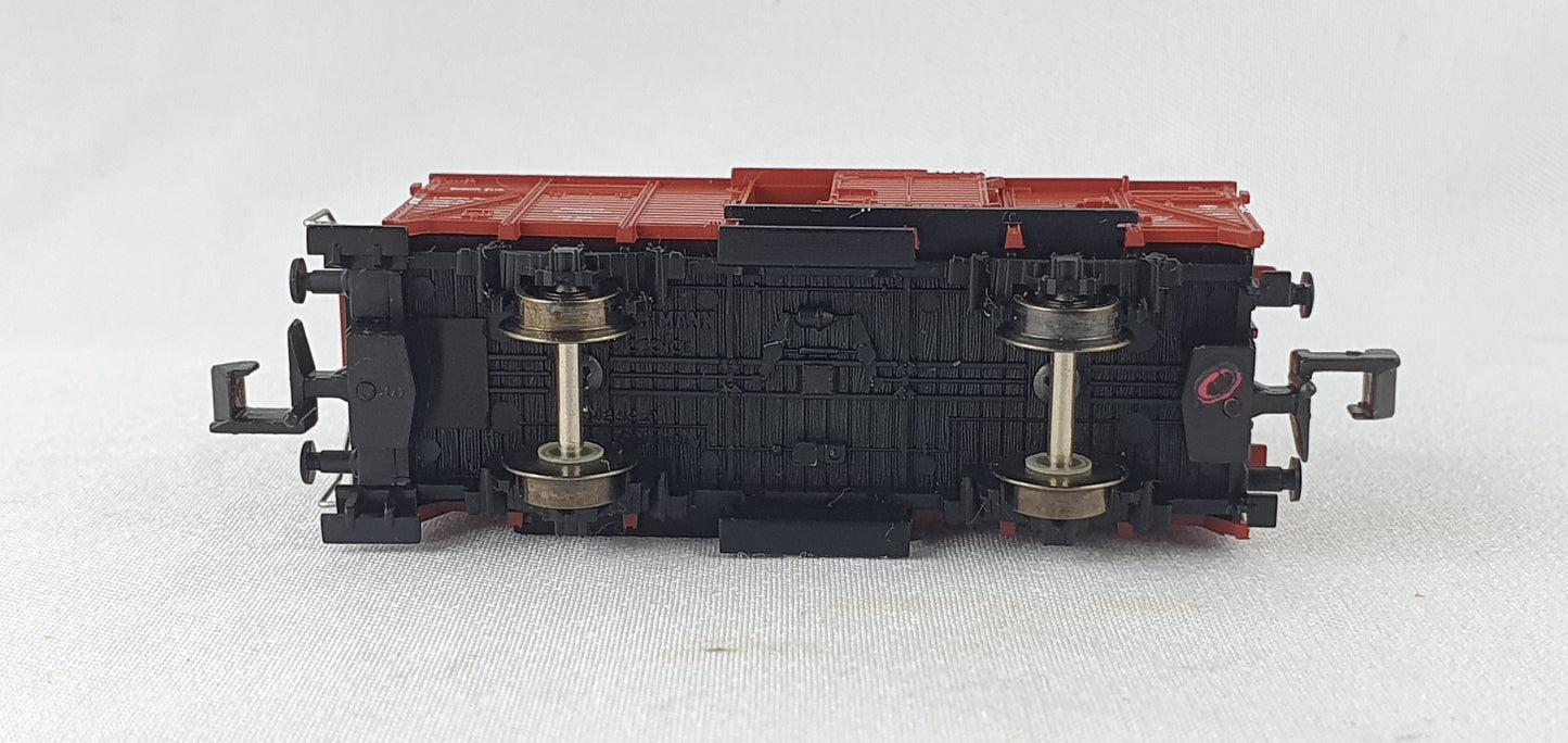 Fleischmann 8355 DB Gedeckter Güterwagen mit Brhs OVP (JEW8)