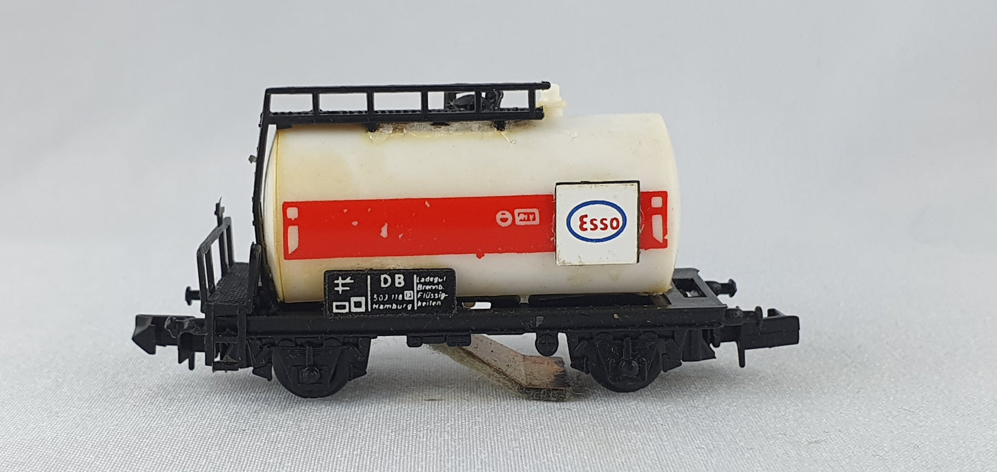 Herkat 1403 DB Kesselwagen ESSO, Schienenreinigungswagen OVP (DG884)