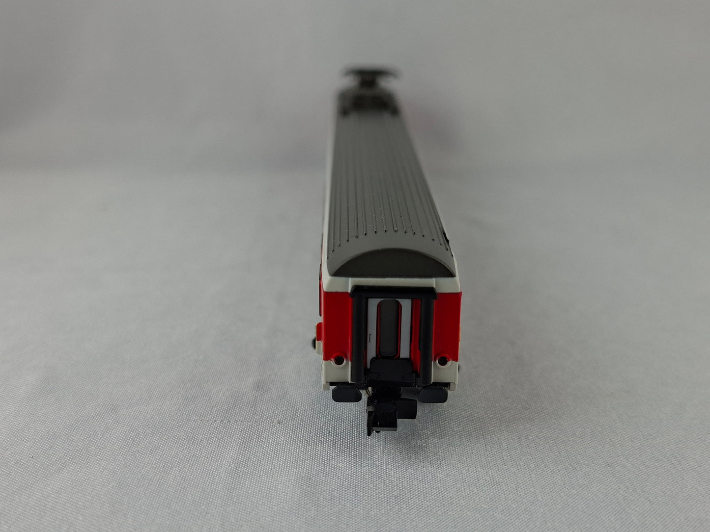 Roco 24332 SBB Speisewagen EW mit Stromabnehmer (BSW2)