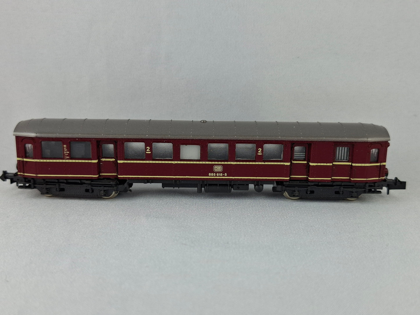 Automotrice électrique et voiture-pilote Roco 23000 DB 2e classe (E103)