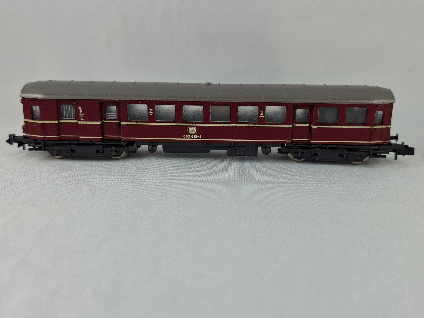 Automotrice électrique et voiture-pilote Roco 23000 DB 2e classe (E103)