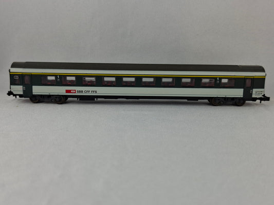 Roco 24330 SBB Grossraumwagen EW IV 1. Kl (BSW3)