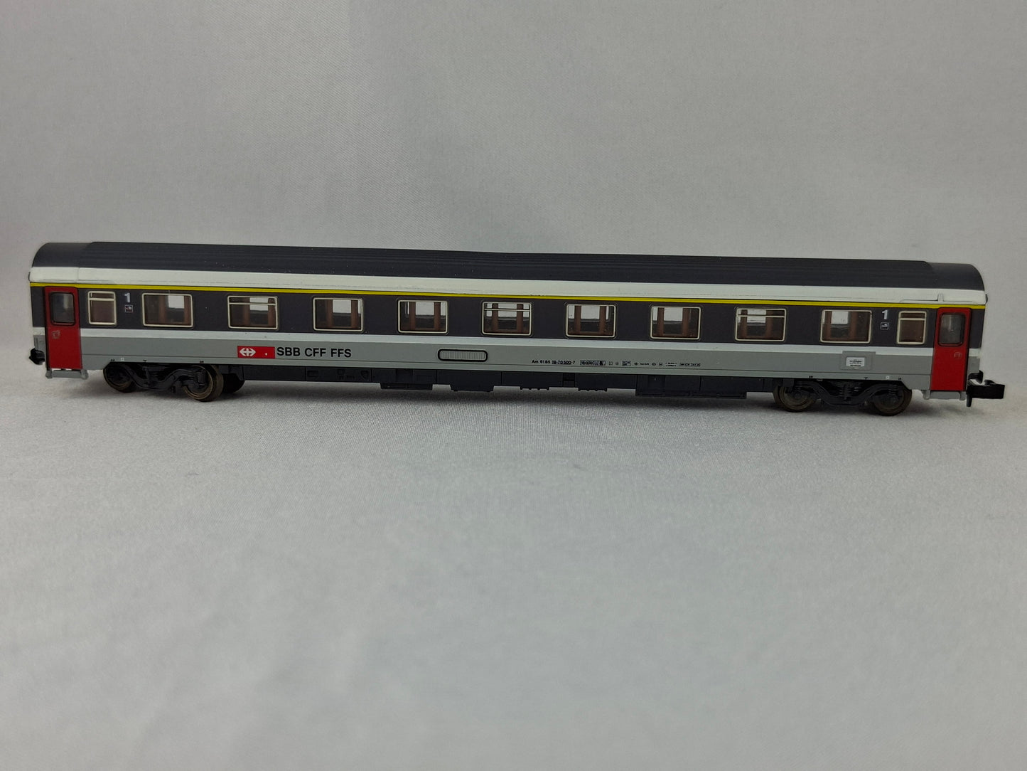 Roco 24242 SBB Abteilwagen UIC 1. Kl. OVP (DP577)