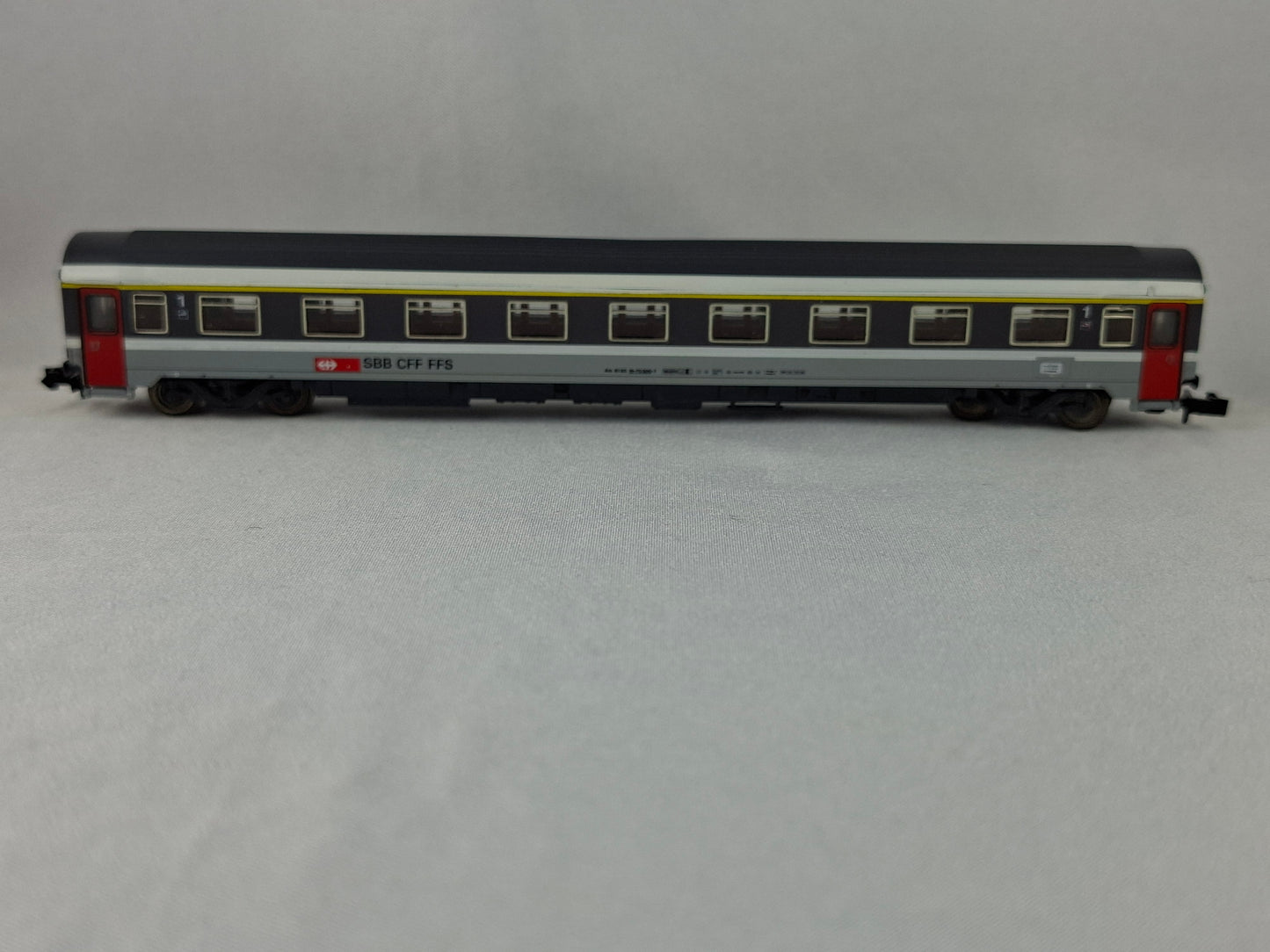 Roco 24242 SBB Abteilwagen UIC 1. Kl. OVP (DP577)