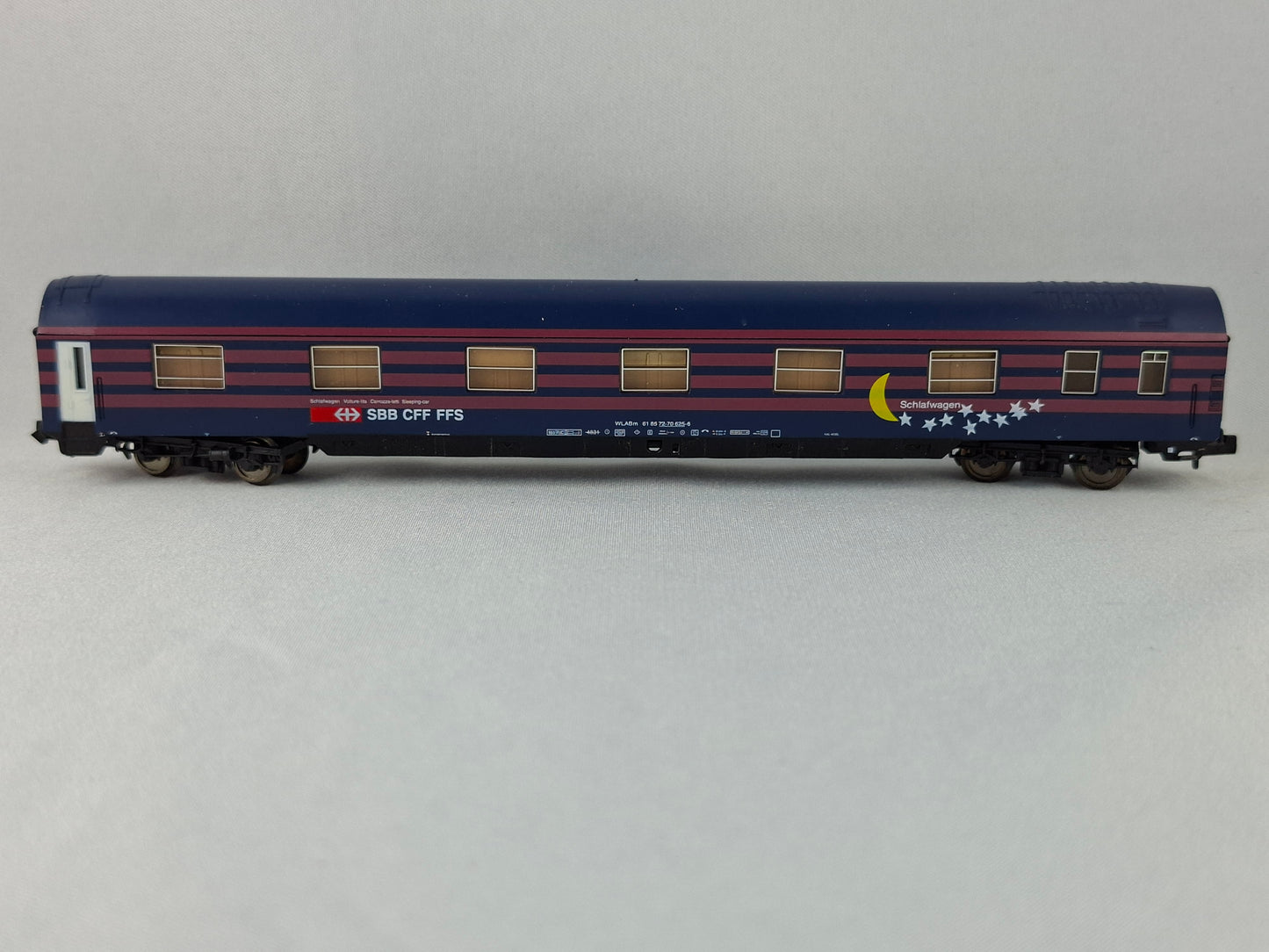 Arnold 3649 SBB Schlafwagen 1./2. Kl. mit Mond und Sterne Signet (BSW6)