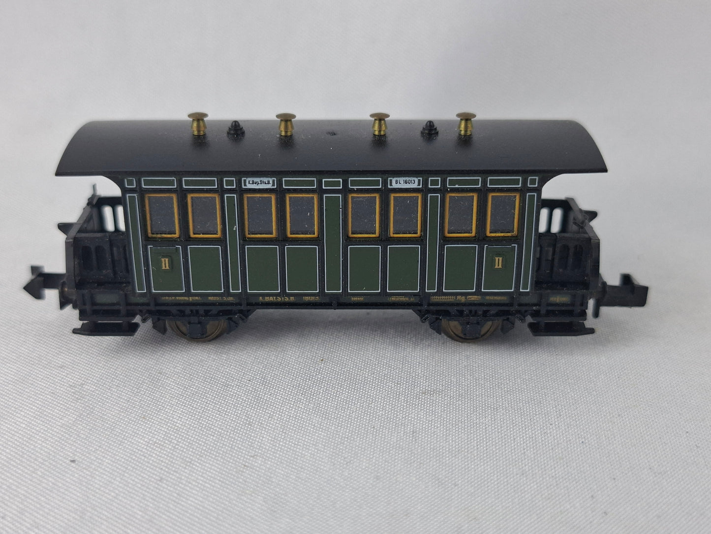 Minitrix 11087 K.Bay.Sts.B aus Set Personenwagen 2. Kl. (JEW24)