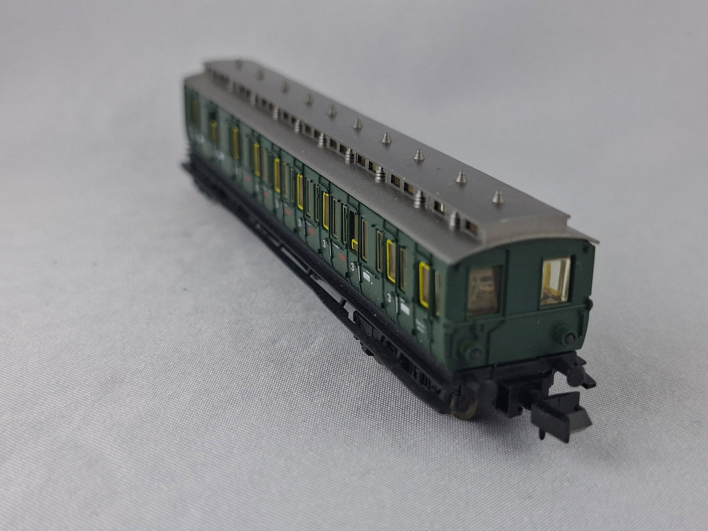 Arnold 2931 DRG Steuerwagen ES 88 2./3. Kl. grün (JEW20)