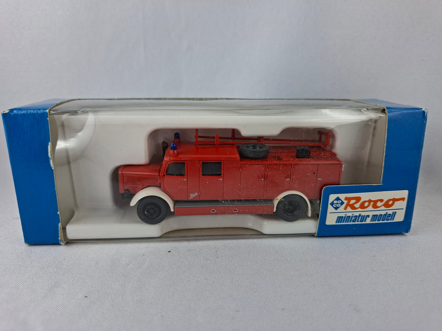 Roco 1374 Mercedes Benz L 4500 S LF 25 OVP (HJN1)