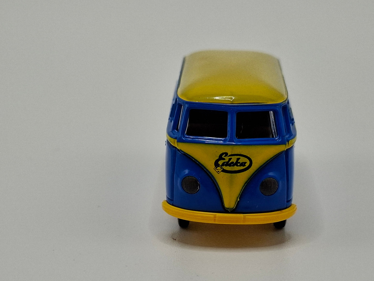 Brekina 594 VW T1a Kasten "Edeka Feinkost" (BRE594)
