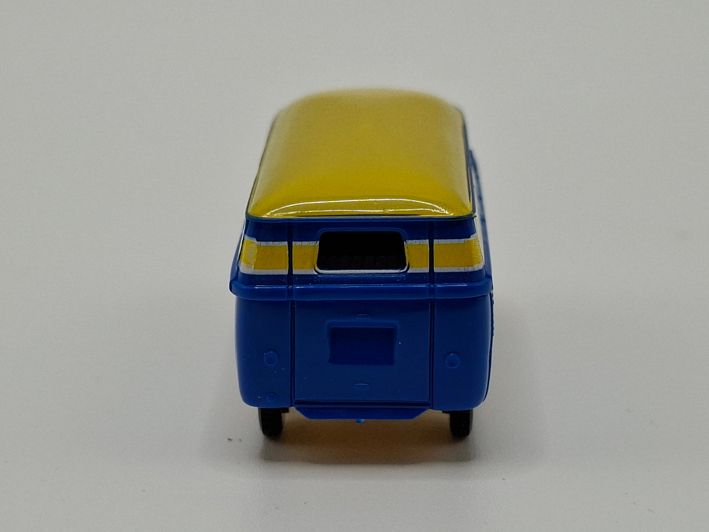 Brekina 594 VW T1a Kasten "Edeka Feinkost" (BRE594)