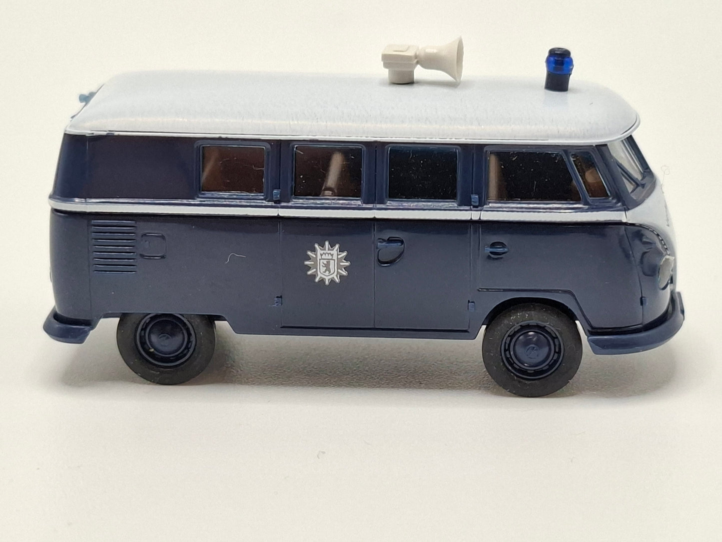 Brekina 1289 VW T1a Kombi "Traffic Police Berlin" (with loudspeaker) Original packaging (BRE1289)
