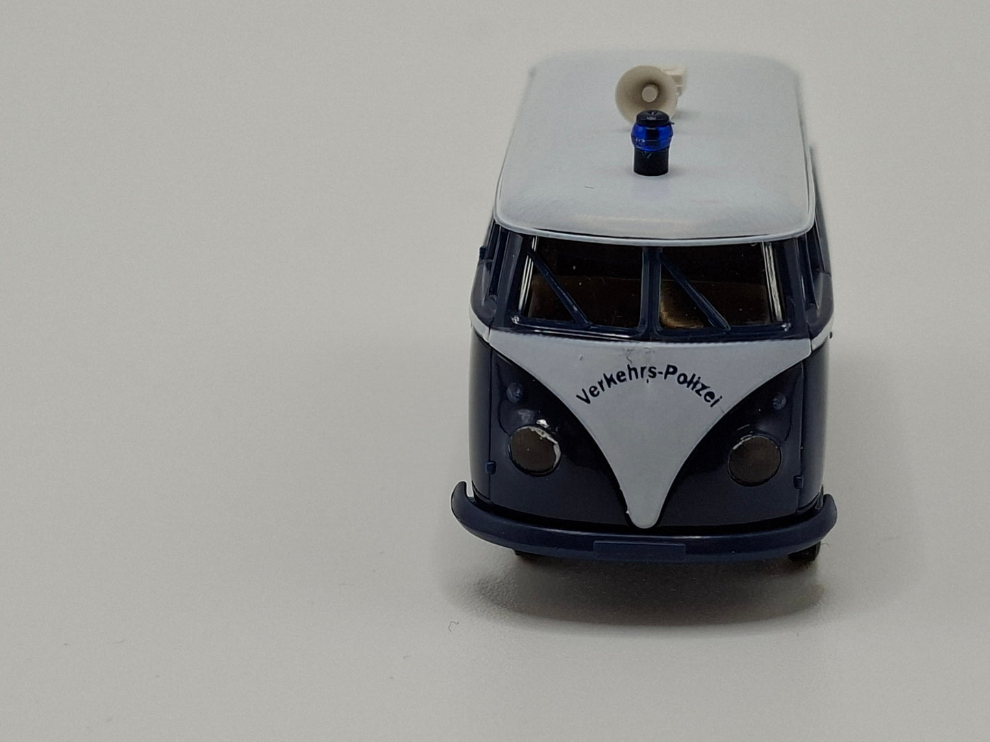 Brekina 1289 VW T1a Kombi "Traffic Police Berlin" (with loudspeaker) Original packaging (BRE1289)