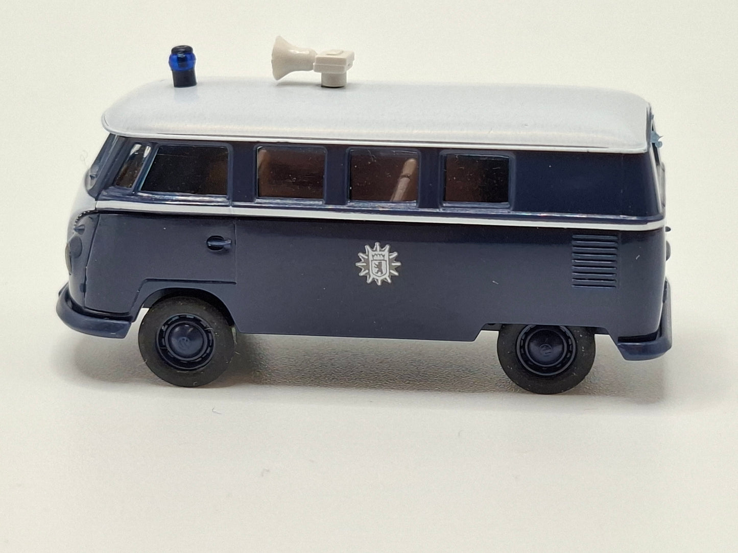 Brekina 1289 VW T1a Kombi "Traffic Police Berlin" (with loudspeaker) Original packaging (BRE1289)