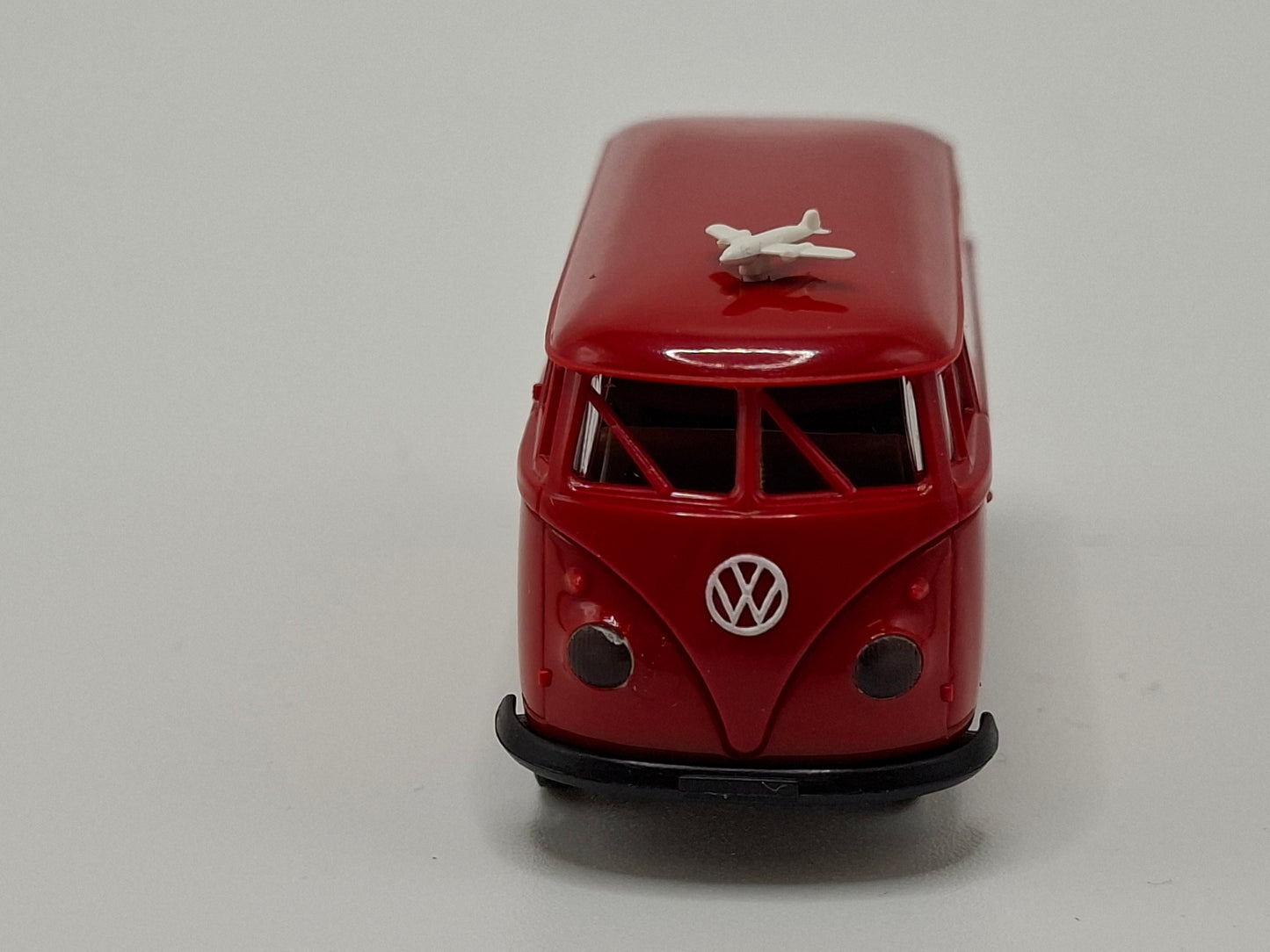 Brekina 1319 VW T1b Van "Impex Air Cargo with Aircraft" Original Packaging (BRE1319)