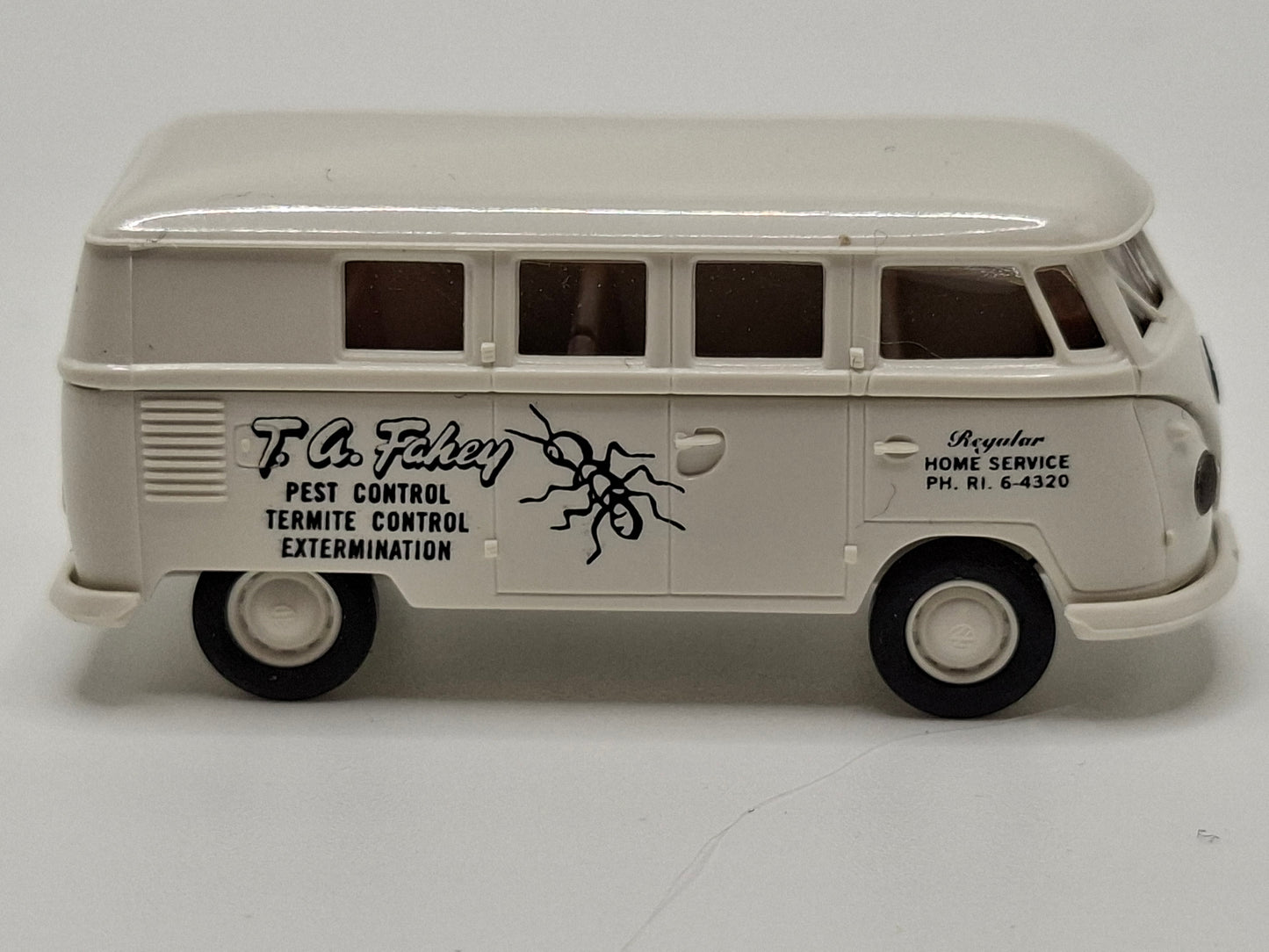 Brekina 1404 VW T1a Kombi "Pest Control" OVP (BRE1404)