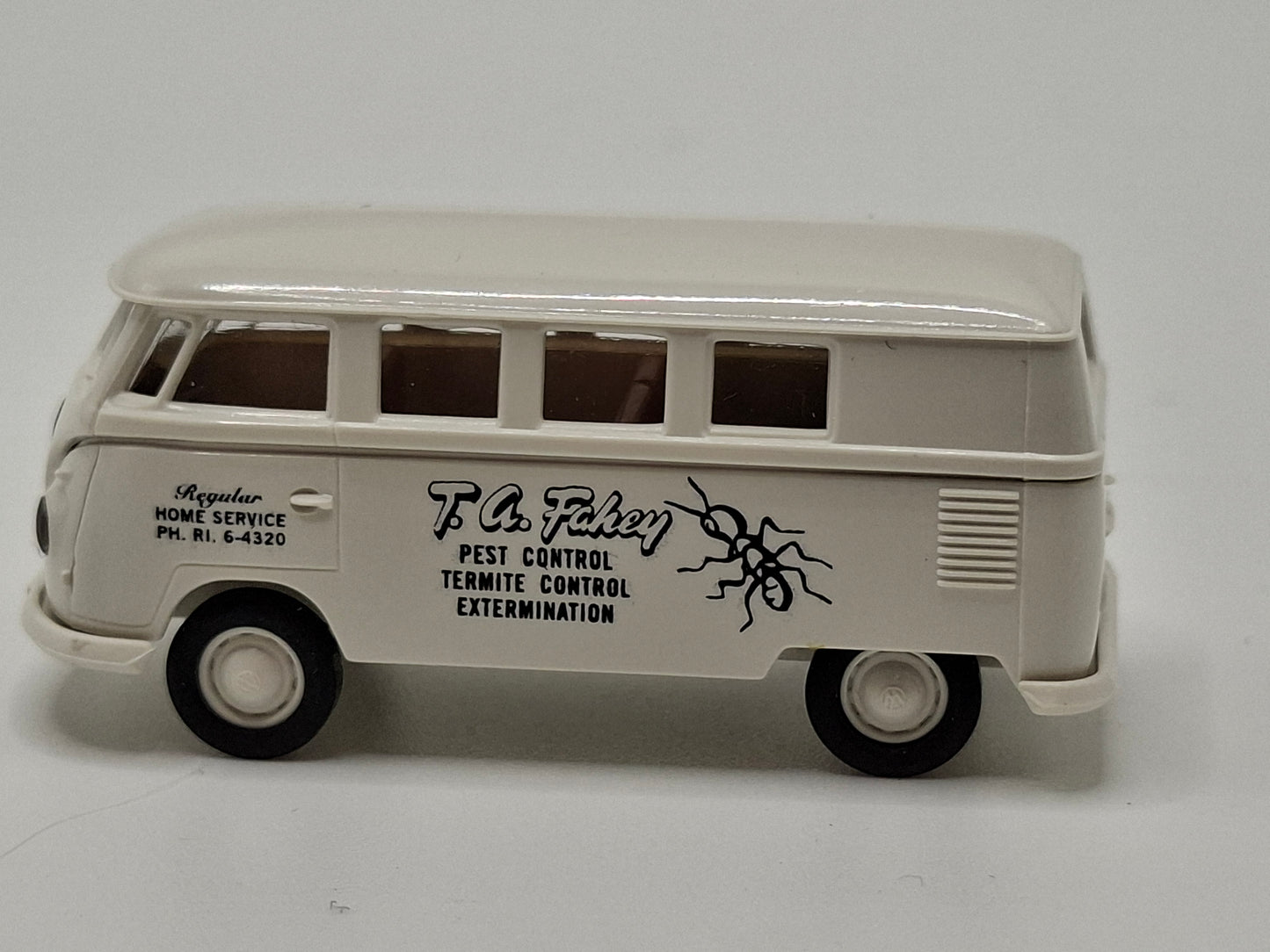 Brekina 1404 VW T1a Kombi "Pest Control" OVP (BRE1404)