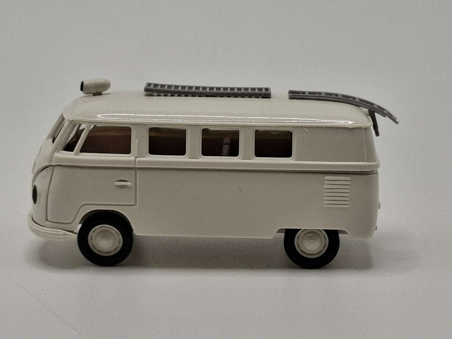 Brekina 1421 VW T1a Kombi "Polizei Verkehrs-Unfall-Bereitschaft“ (mit Sirene, Dachsteg und Heckleiter" OVP (BRE1421)