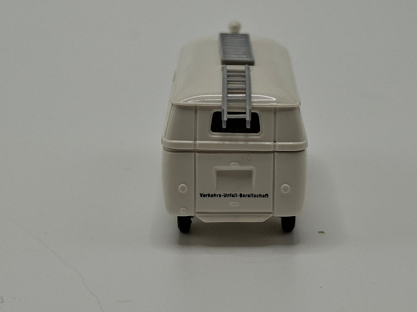 Brekina 1421 VW T1a Kombi "Polizei Verkehrs-Unfall-Bereitschaft“ (mit Sirene, Dachsteg und Heckleiter" OVP (BRE1421)