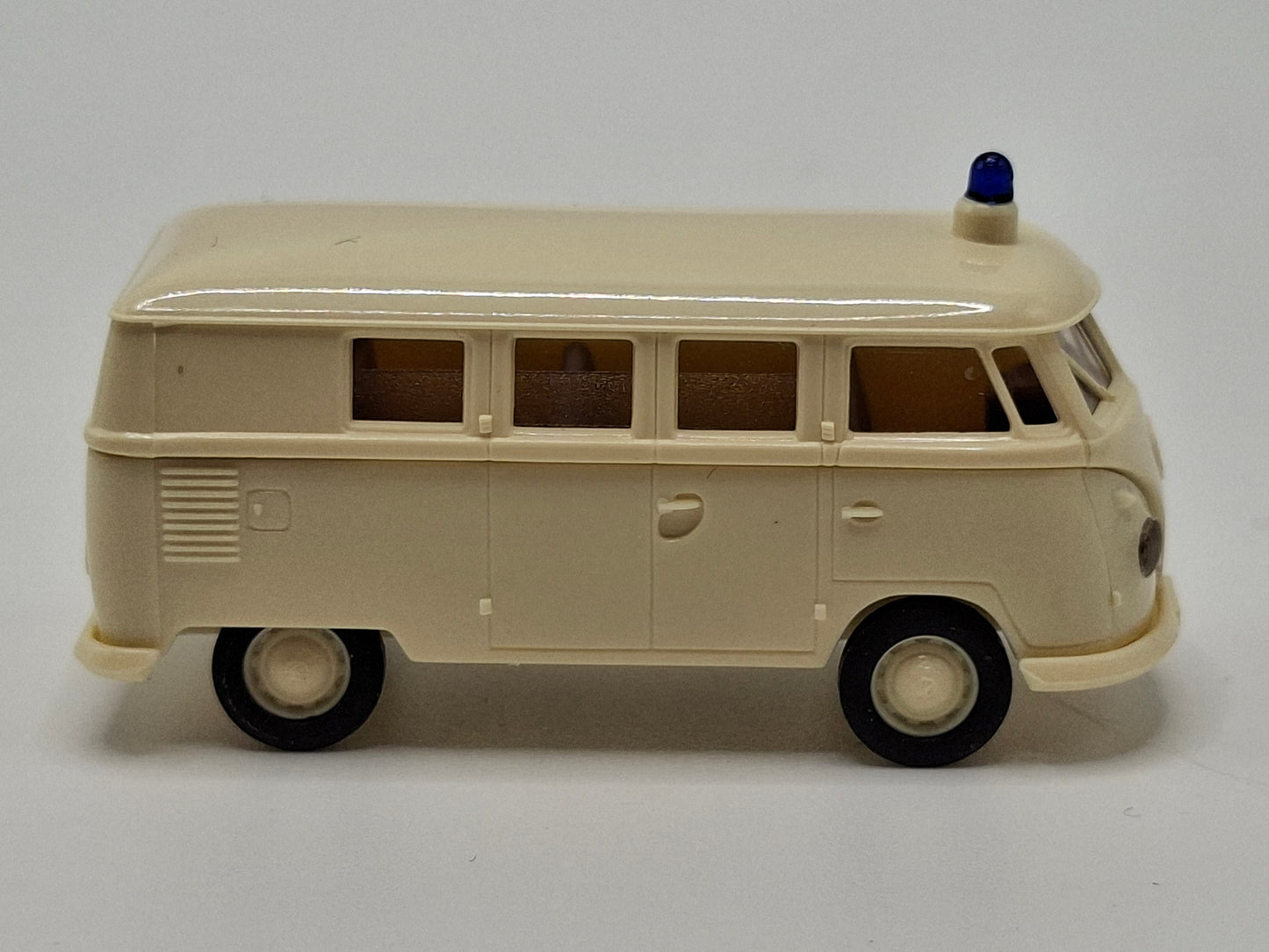 Brekina 1440 VW T1b Kombi "mit Blaulicht" OVP (BRE1440)