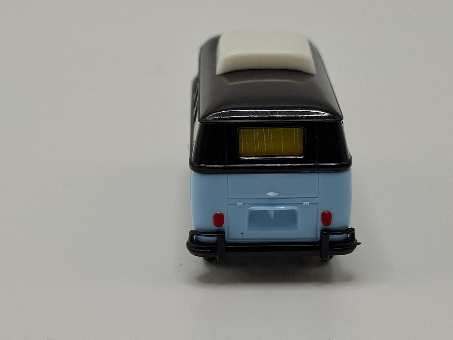 Brekina 1749 VW T1b Camper schwarz/hellblau OVP (BRE1749)
