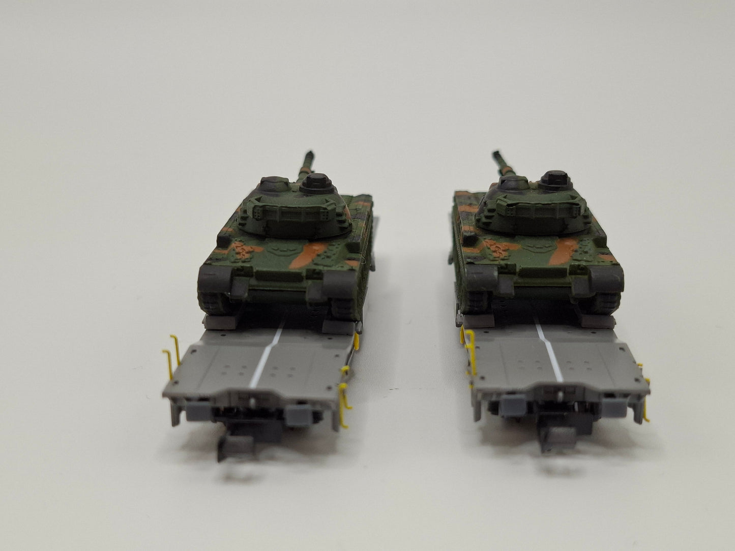 Piko 94407 SBB Set 2-teilig Tiefladewagen mit Panzer 68 OVP (EOS1)
