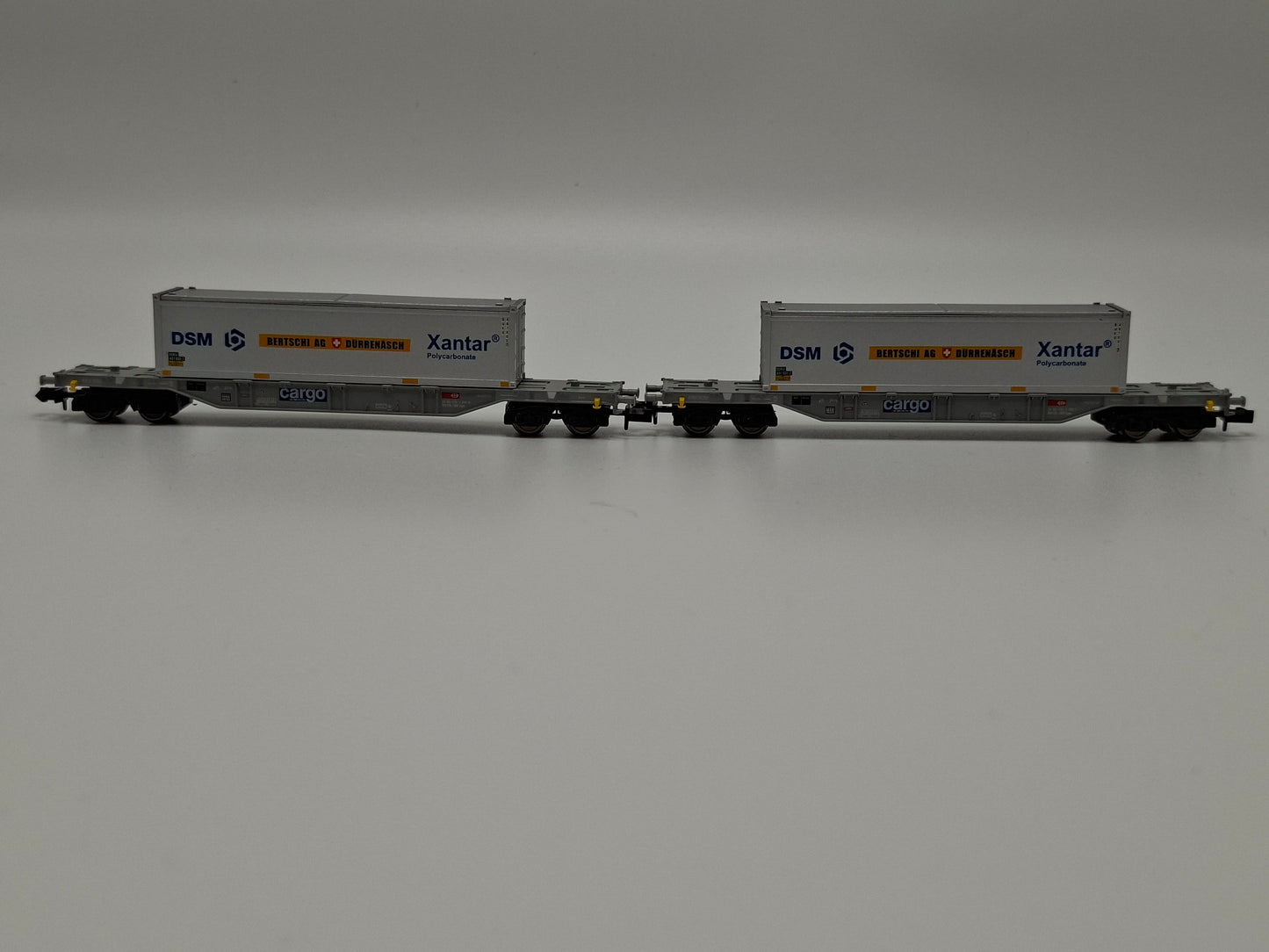 Fleischmann 825501 SBB Set 2-teilig Container-Tragwagen mit zwei 40´ Containern ´DSM´, ´Bertschi DÜRRENASCH´, ´Xantar´ OVP (EOS13)
