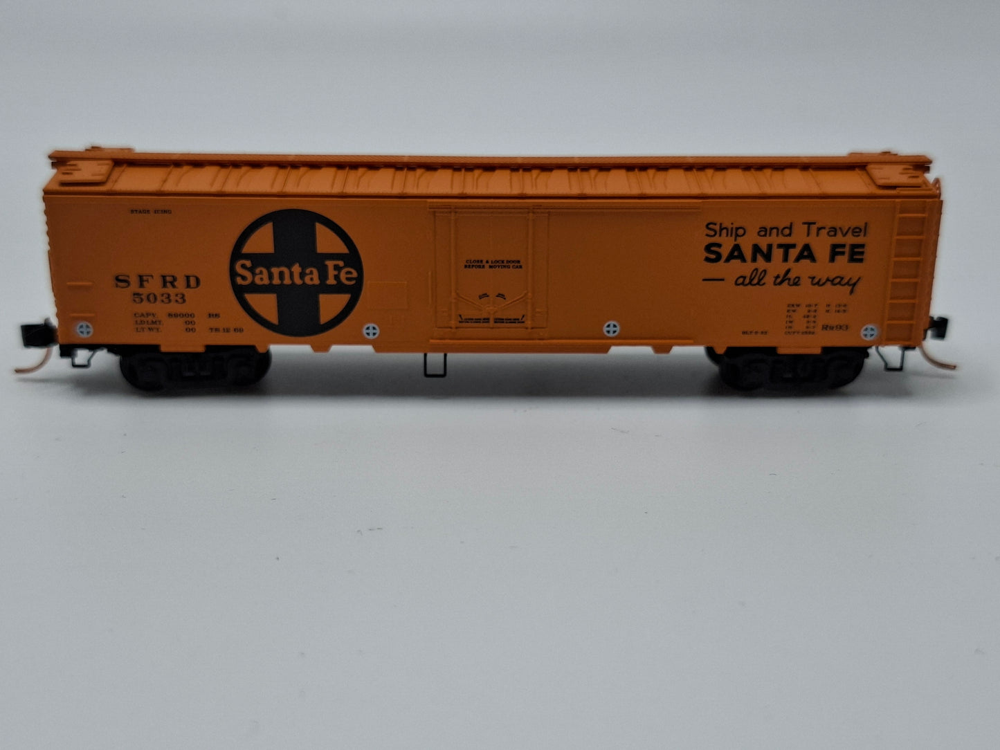 Micro Trains 52050 ATSF Kühlwagen Stahl 52 Fuss OVP (E US2)