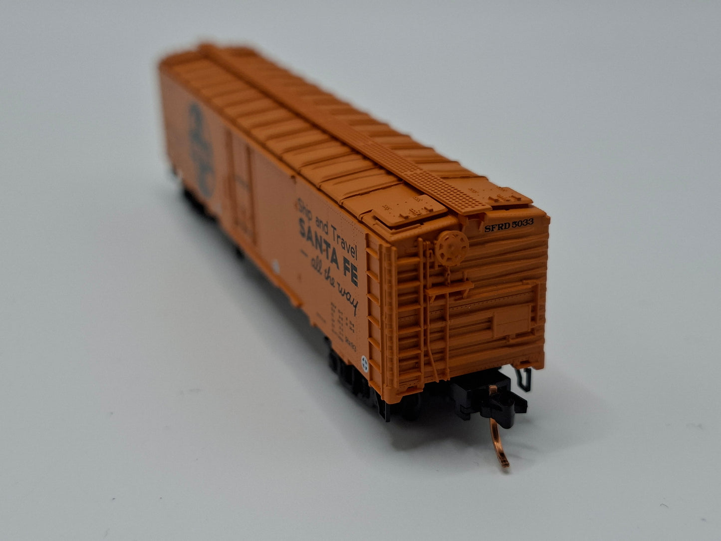 Micro Trains 52050 ATSF Kühlwagen Stahl 52 Fuss OVP (E US2)