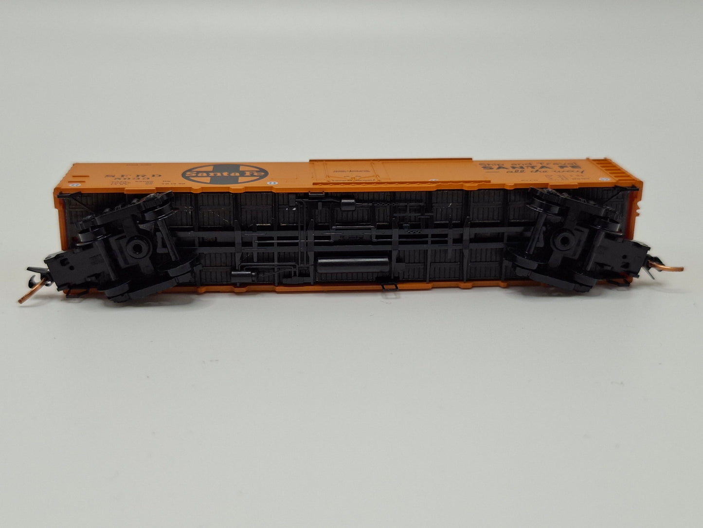Micro Trains 52050 ATSF Kühlwagen Stahl 52 Fuss OVP (E US2)