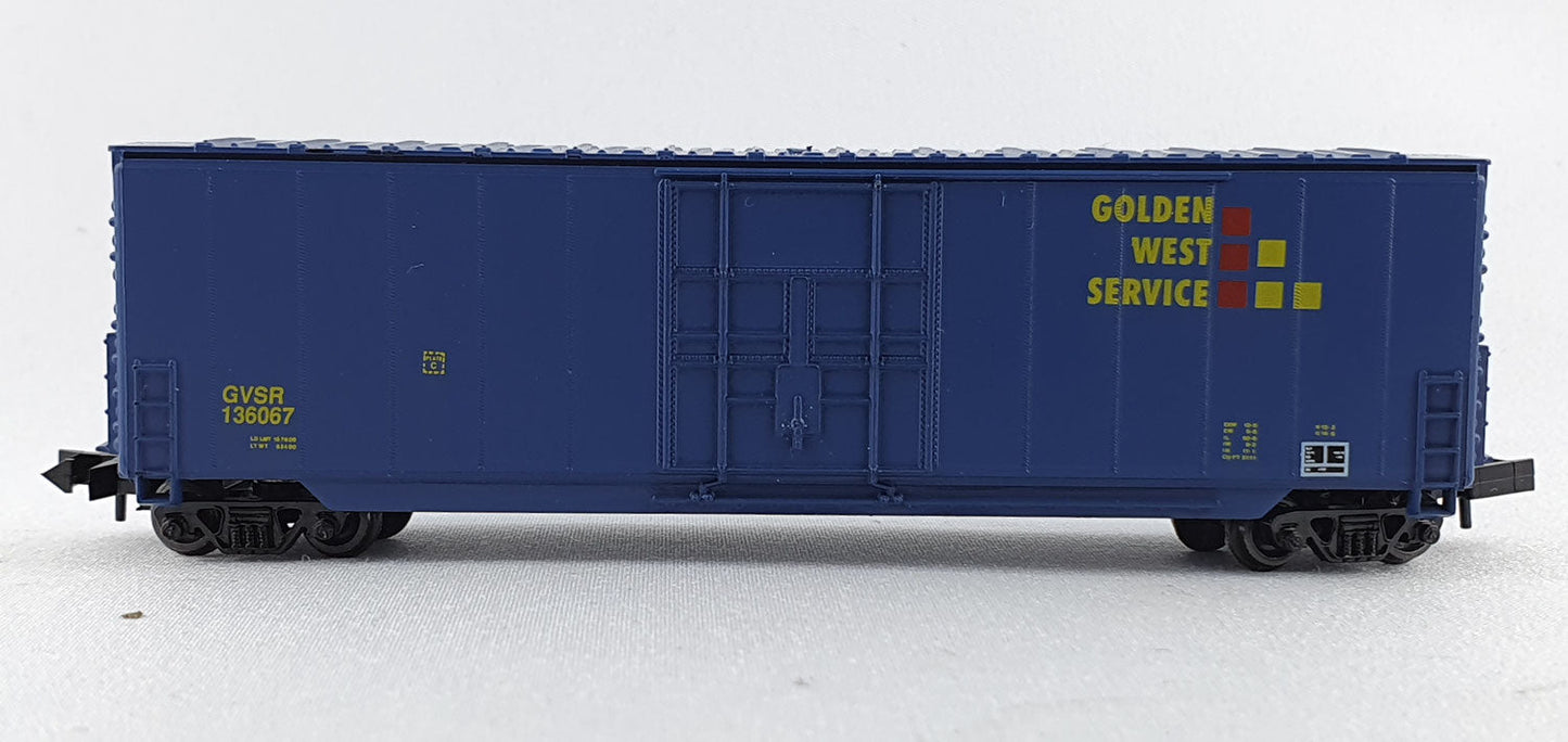 Roundhouse 8207 Golden West Services Box Car 50 foot OVP (DG38)